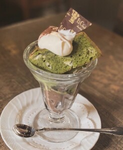抹茶パフェ
